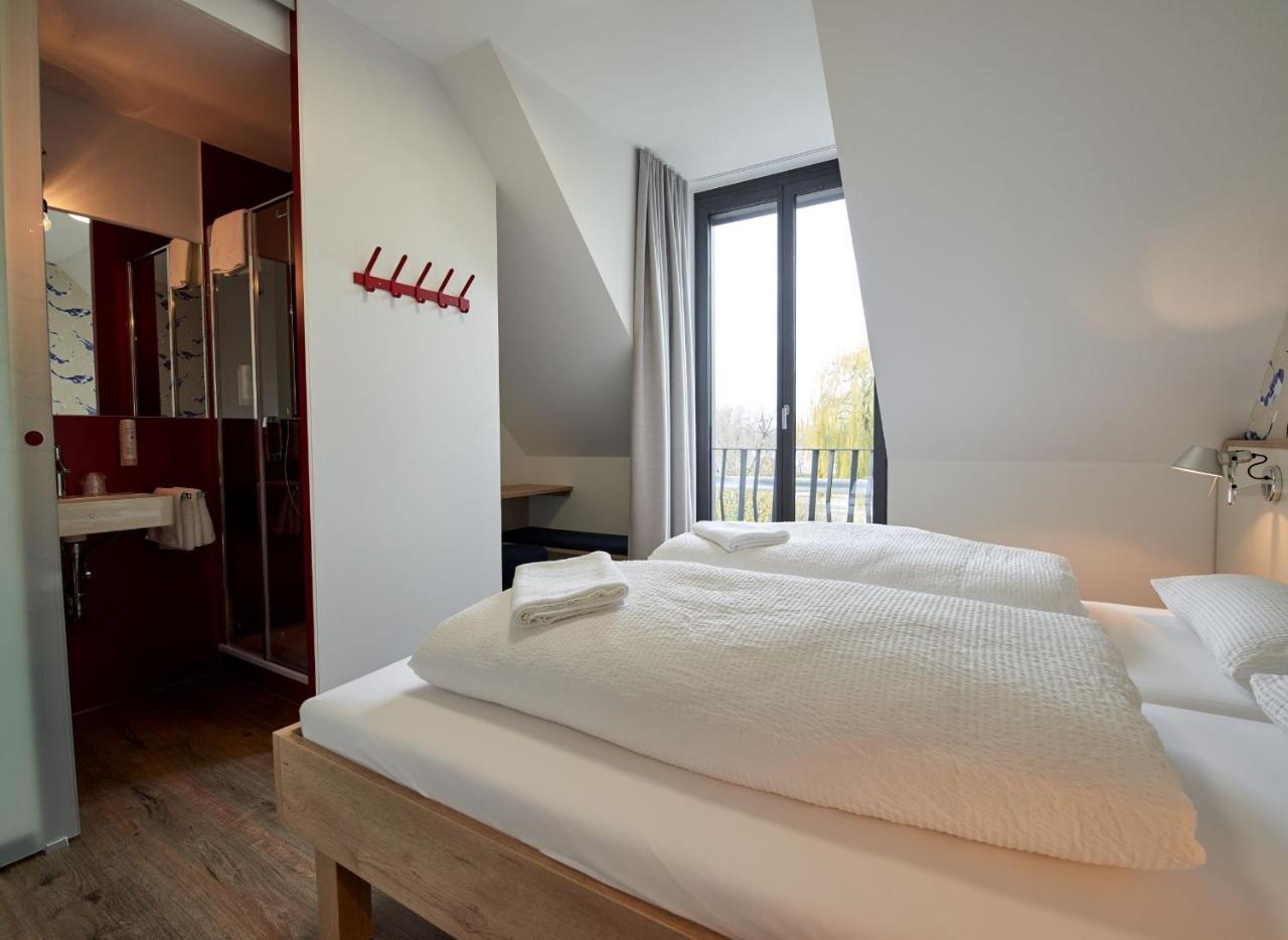 Radhotel Am Gleis Радолфцел ам Бодензее Екстериор снимка