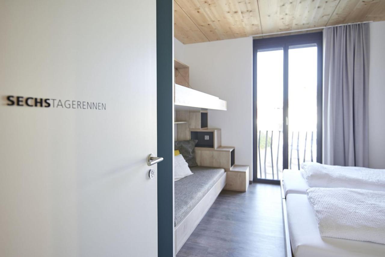 Radhotel Am Gleis Радолфцел ам Бодензее Екстериор снимка